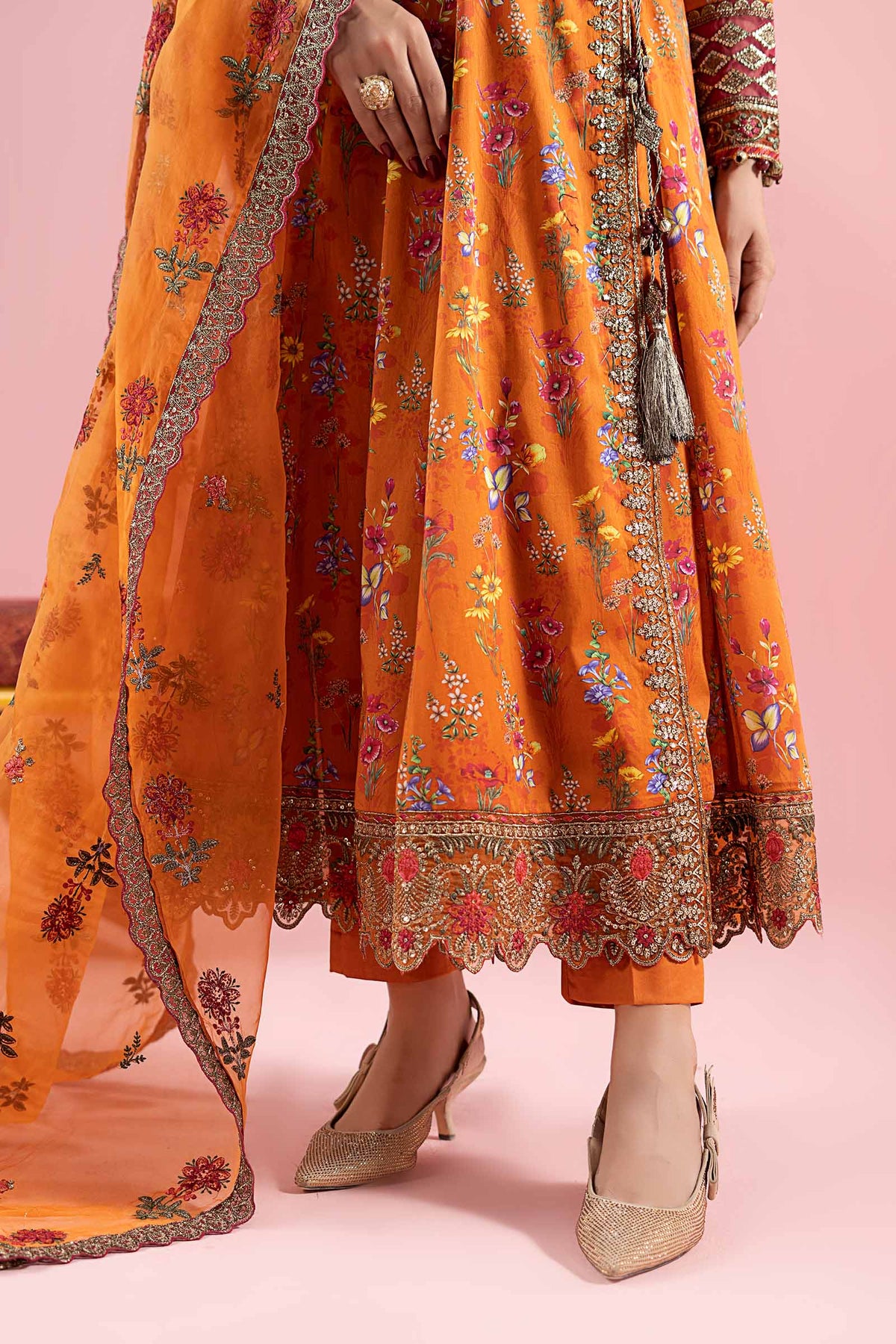 Maria B | Luxury Pret 25 | DW-EA25-17 by Maria Faisal - Registered Vendor of : Maria B - type : Ladies Clothes - 100% original wedding dresses