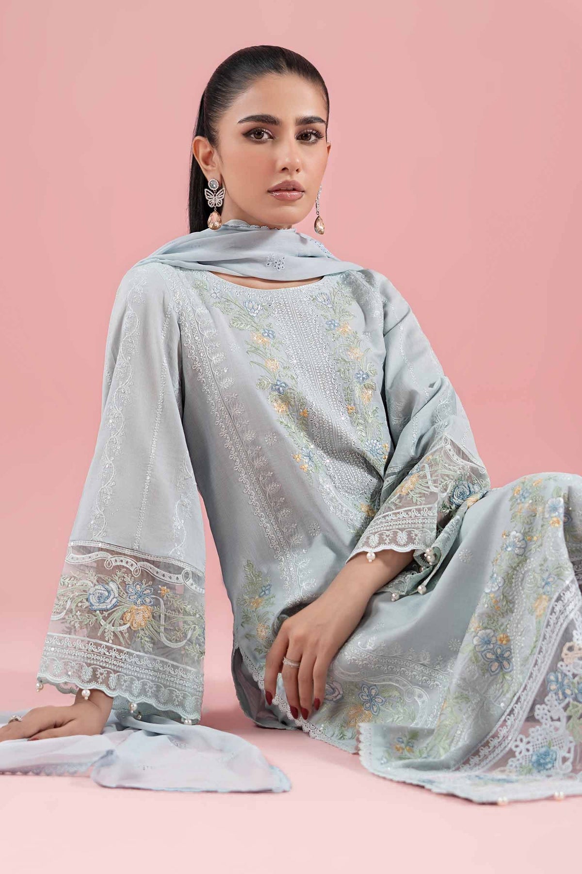 Maria B | Luxury Pret 25 | DW-EA25-25 by Maria Faisal - Registered Vendor of : Maria B - type : Ladies Clothes - 100% original wedding dresses