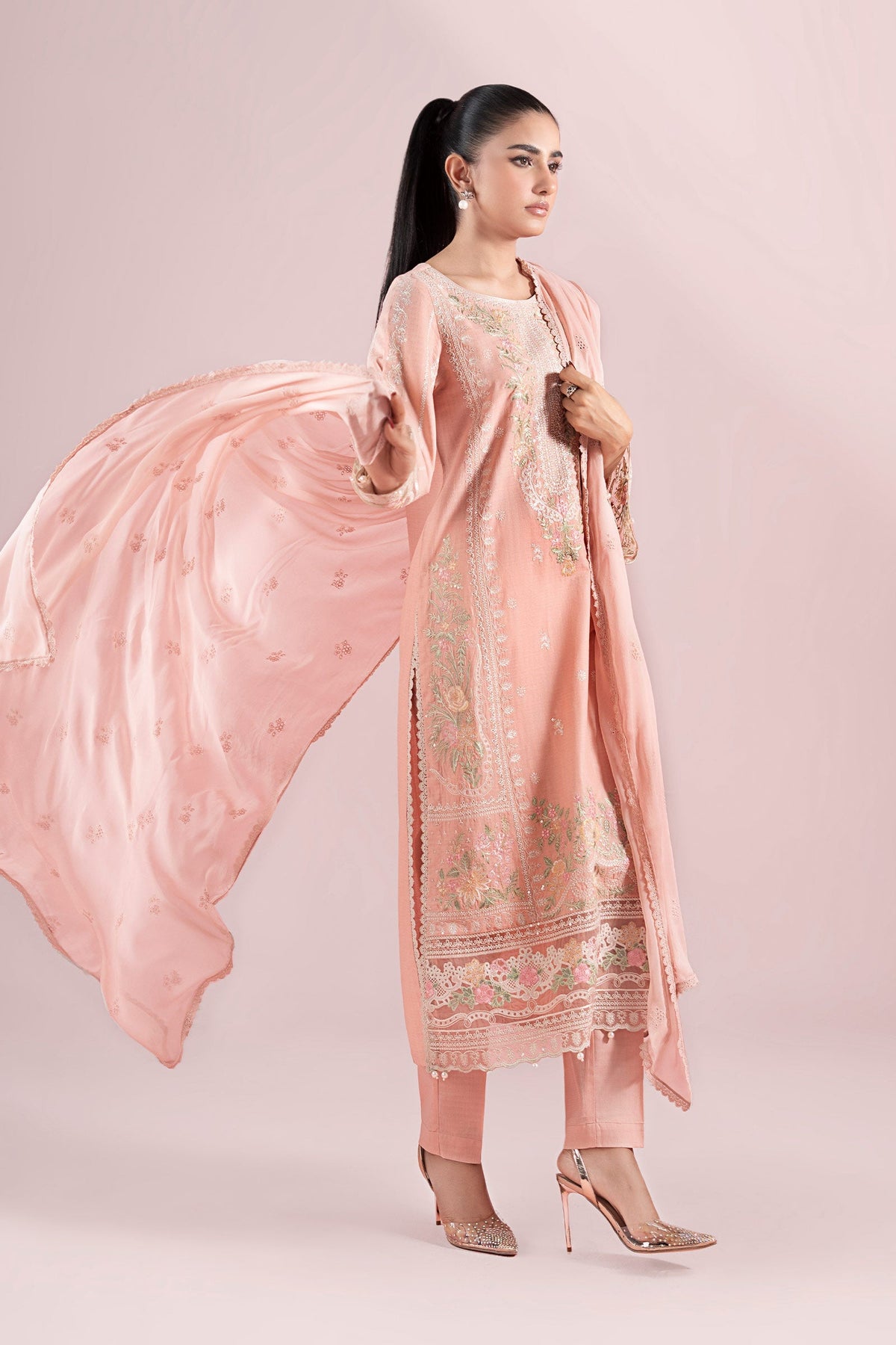 Maria B | Luxury Pret 25 | DW-EA25-25 by Maria Faisal - Registered Vendor of : Maria B - type : Ladies Clothes - 100% original wedding dresses