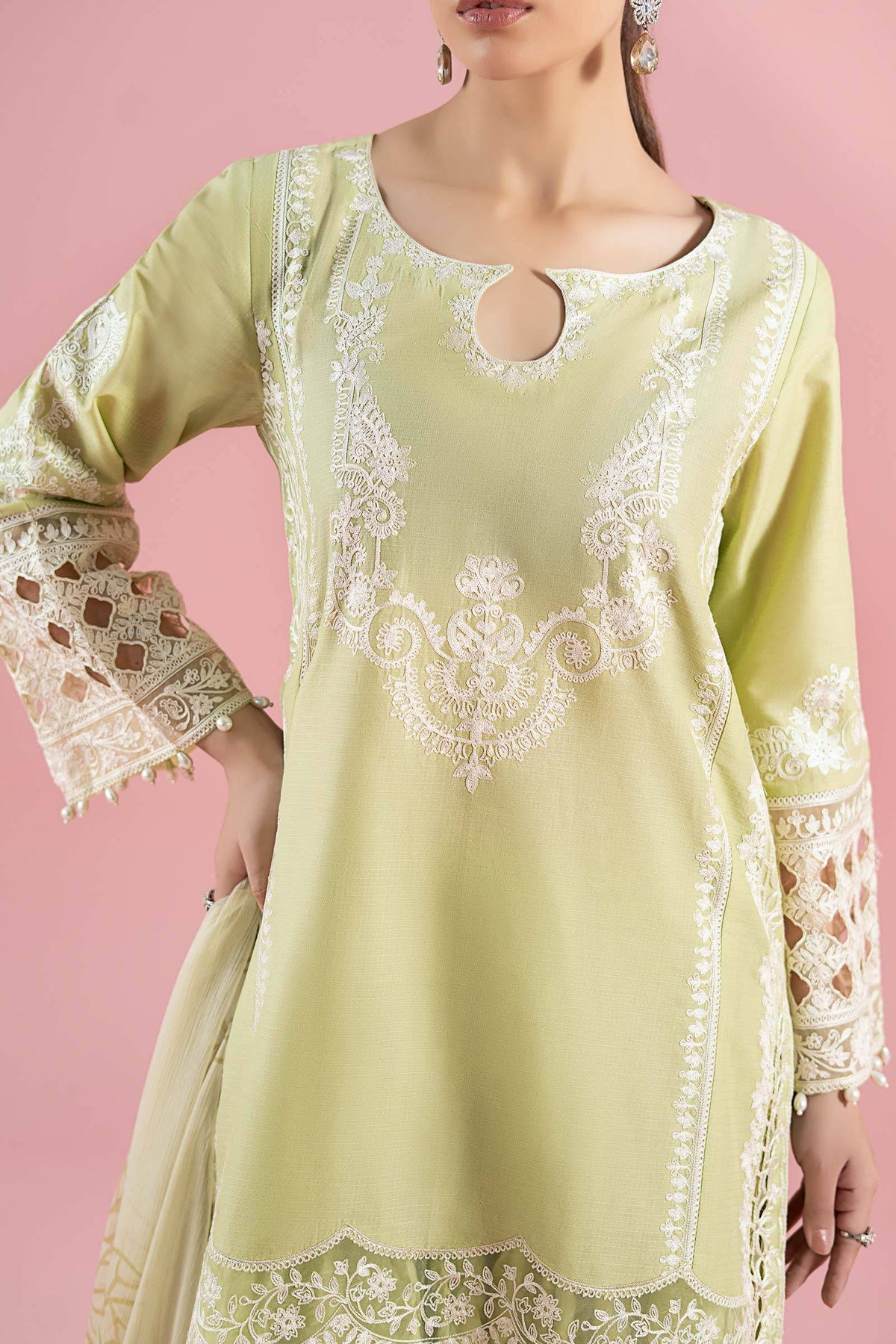 Maria B | Luxury Pret 25 | DW-EA25-66 by Maria Faisal - Registered Vendor of : Maria B - type : Ladies Clothes - 100% original wedding dresses