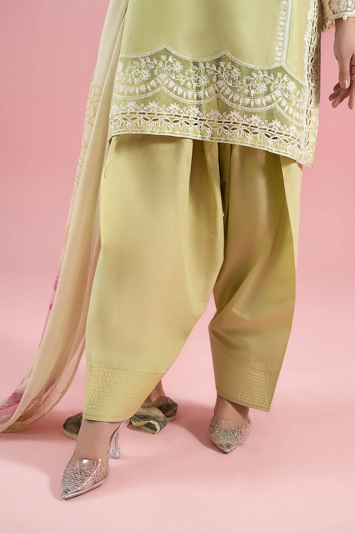 Maria B | Luxury Pret 25 | DW-EA25-66 by Maria Faisal - Registered Vendor of : Maria B - type : Ladies Clothes - 100% original wedding dresses