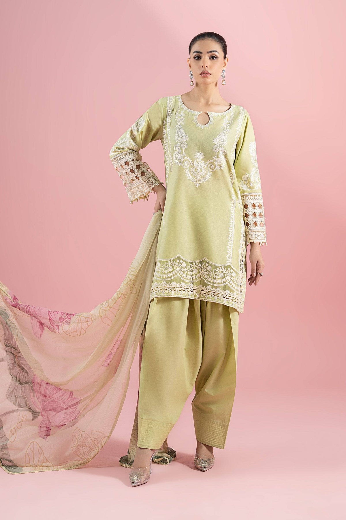 Maria B | Luxury Pret 25 | DW-EA25-66 by Maria Faisal - Registered Vendor of : Maria B - type : Ladies Clothes - 100% original wedding dresses