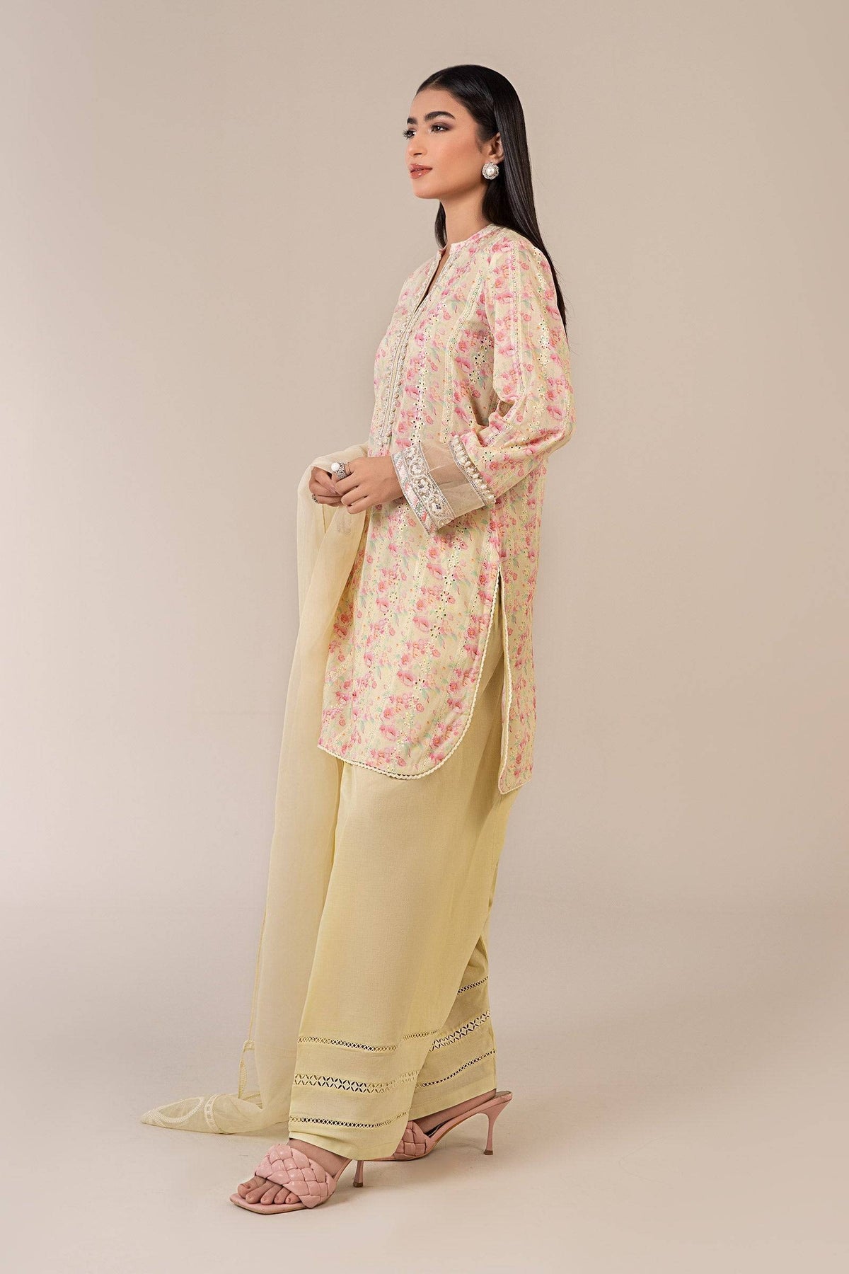 Maria B | Luxury Pret 25 | DW-EF25-18 by Maria Faisal - Registered Vendor of : Maria B - type : Ladies Clothes - 100% original wedding dresses