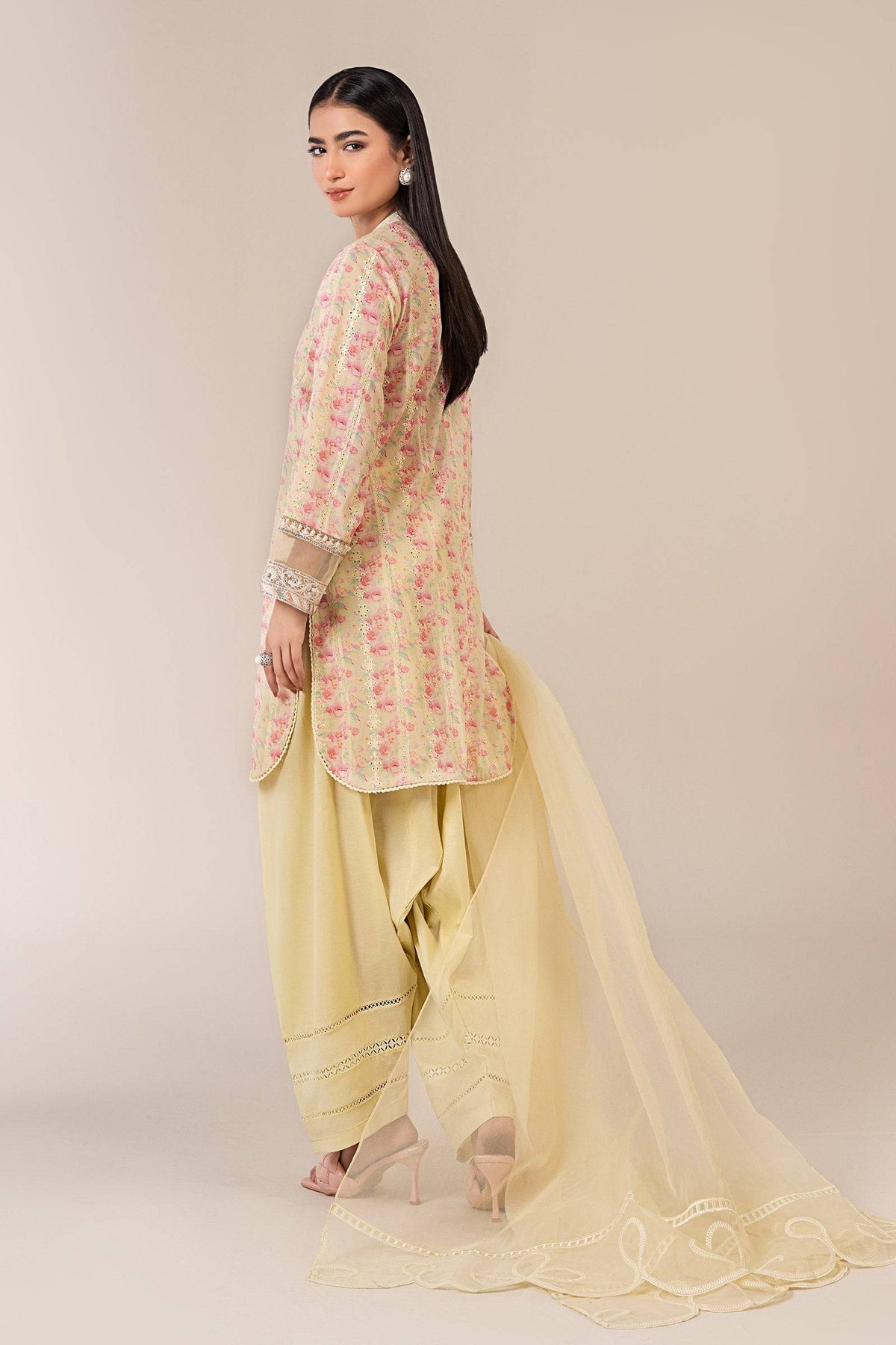 Maria B | Luxury Pret 25 | DW-EF25-18 by Maria Faisal - Registered Vendor of : Maria B - type : Ladies Clothes - 100% original wedding dresses