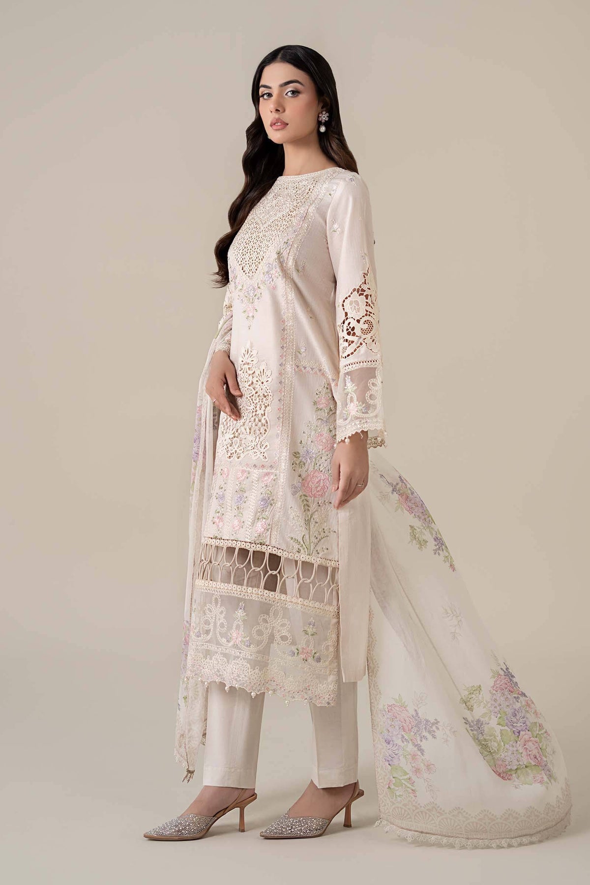 Maria B | Luxury Pret 25 | DW-EF25-35 by Maria Faisal - Registered Vendor of : Maria B - type : Ladies Clothes - 100% original wedding dresses