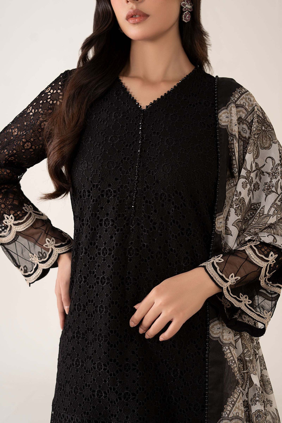 Maria B | Luxury Winter Pret 25 | DW-MN24-10R1-Black - Ladies Clothes - Maria Faisal