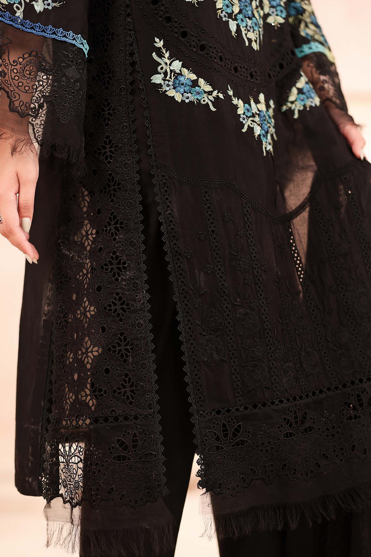 Maria B | Luxury Winter Pret 25 | DW-MN25-08-Black - Ladies Clothes - Maria Faisal