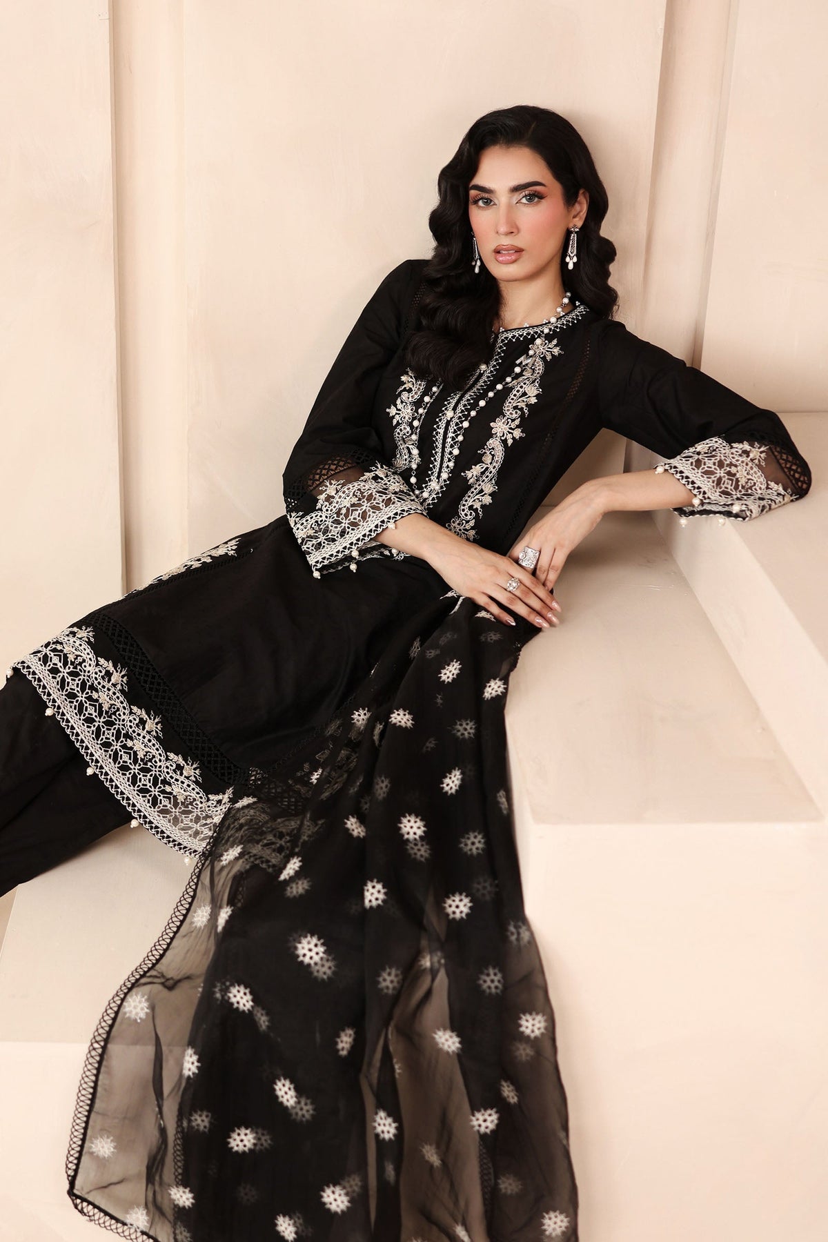 Maria B | Luxury Winter Pret 25 | DW-MN25-13-Black - Ladies Clothes - Maria Faisal