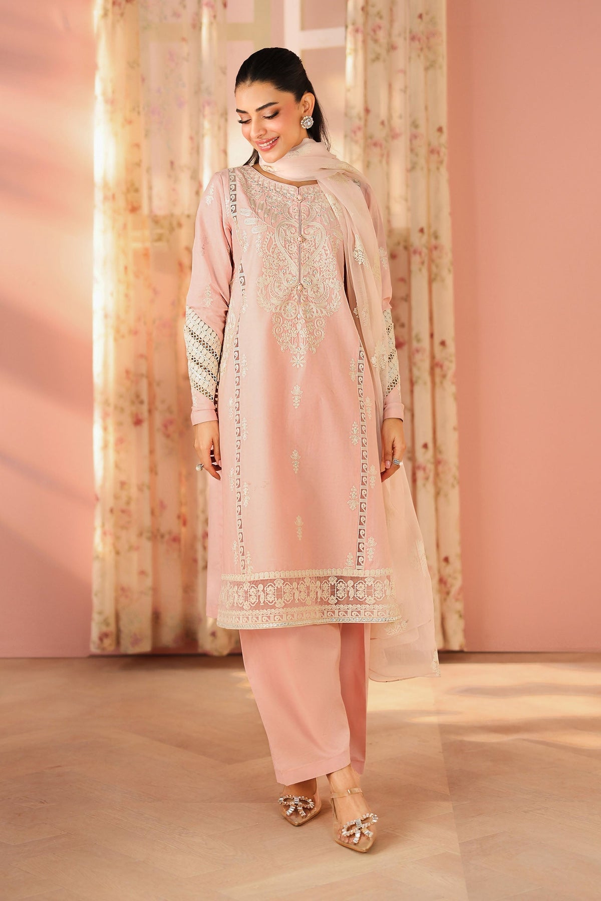 Maria B | Luxury Winter Pret 25 | DW-PF25-34-Pink - Ladies Clothes - Maria Faisal