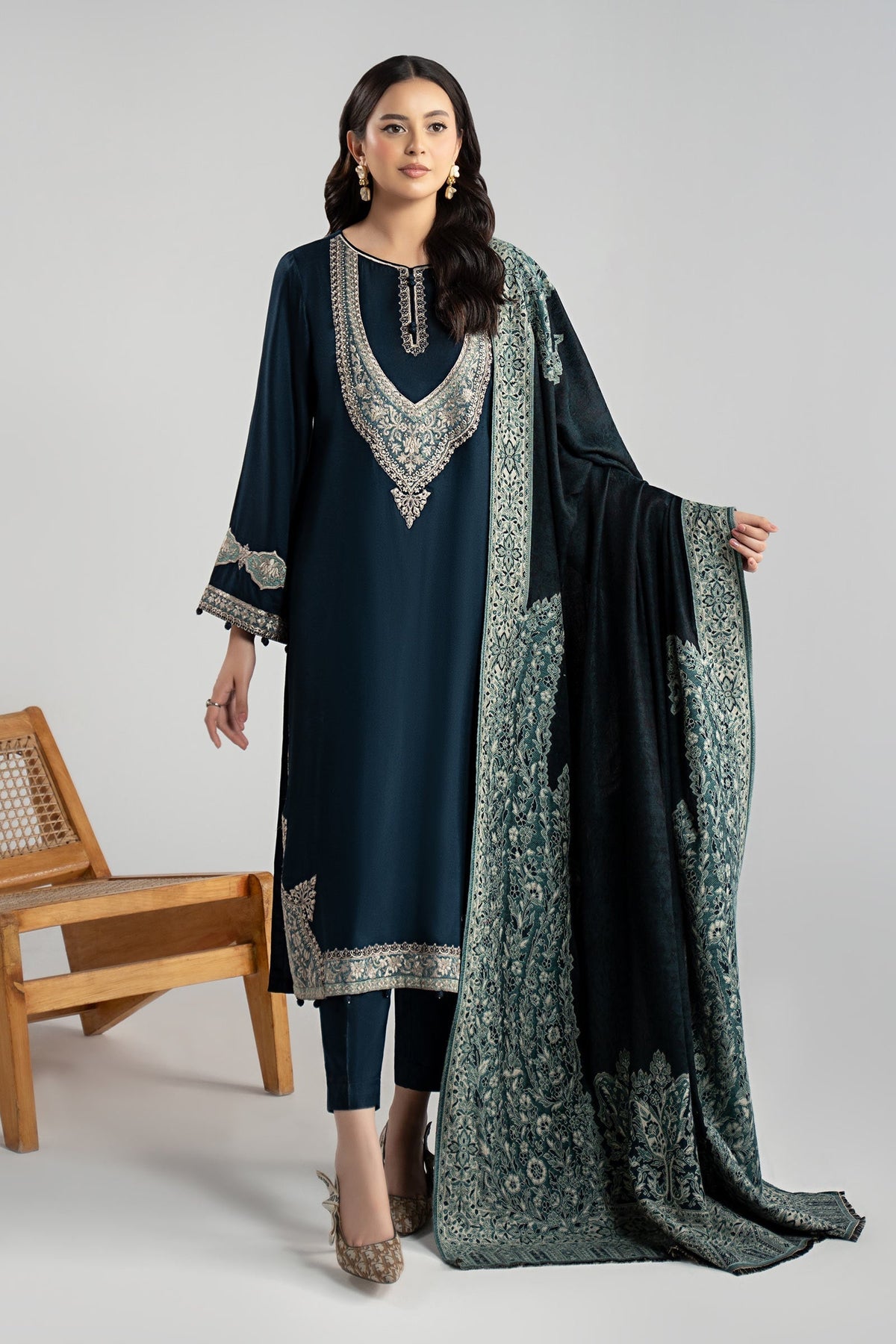 Maria B | Luxury Winter Pret 25 | DW-W24-102R1-Blue - Ladies Clothes - Maria Faisal