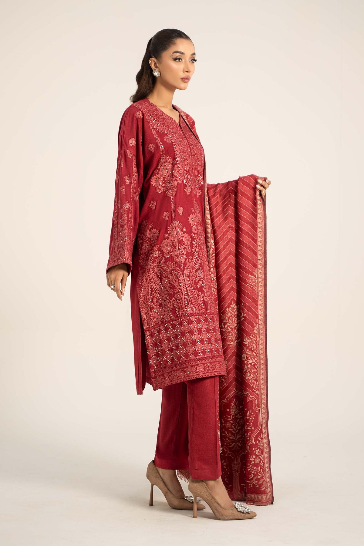 Maira B | Ready to Wear | DW-W24-14 by Maria Faisal - Registered Vendor of : Maria B - type : Wedding Dress - 100% original wedding dresses