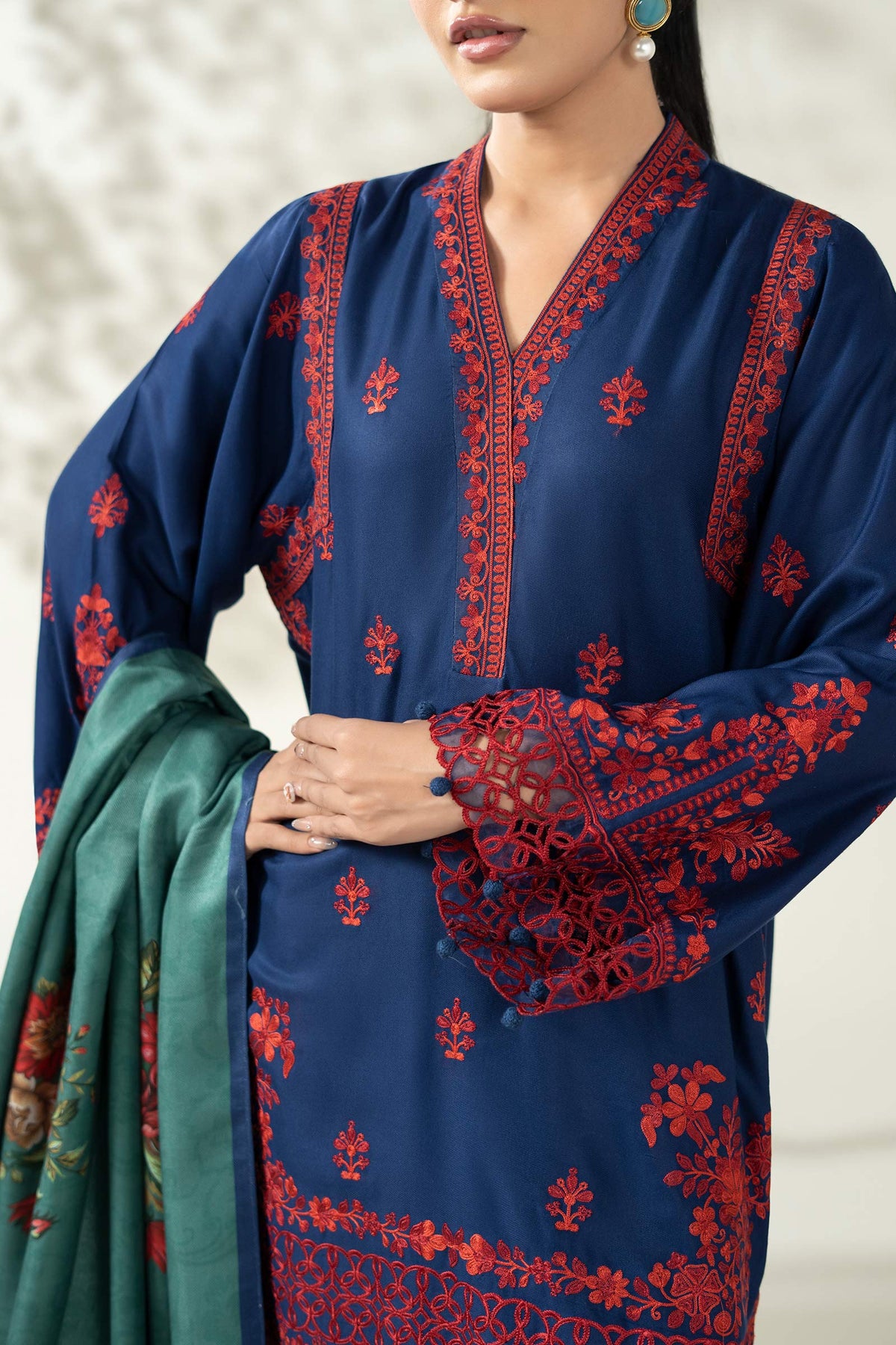 Maria B | Luxury Winter Pret 25 | DW-W25-46-Blue - Ladies Clothes - Maria Faisal
