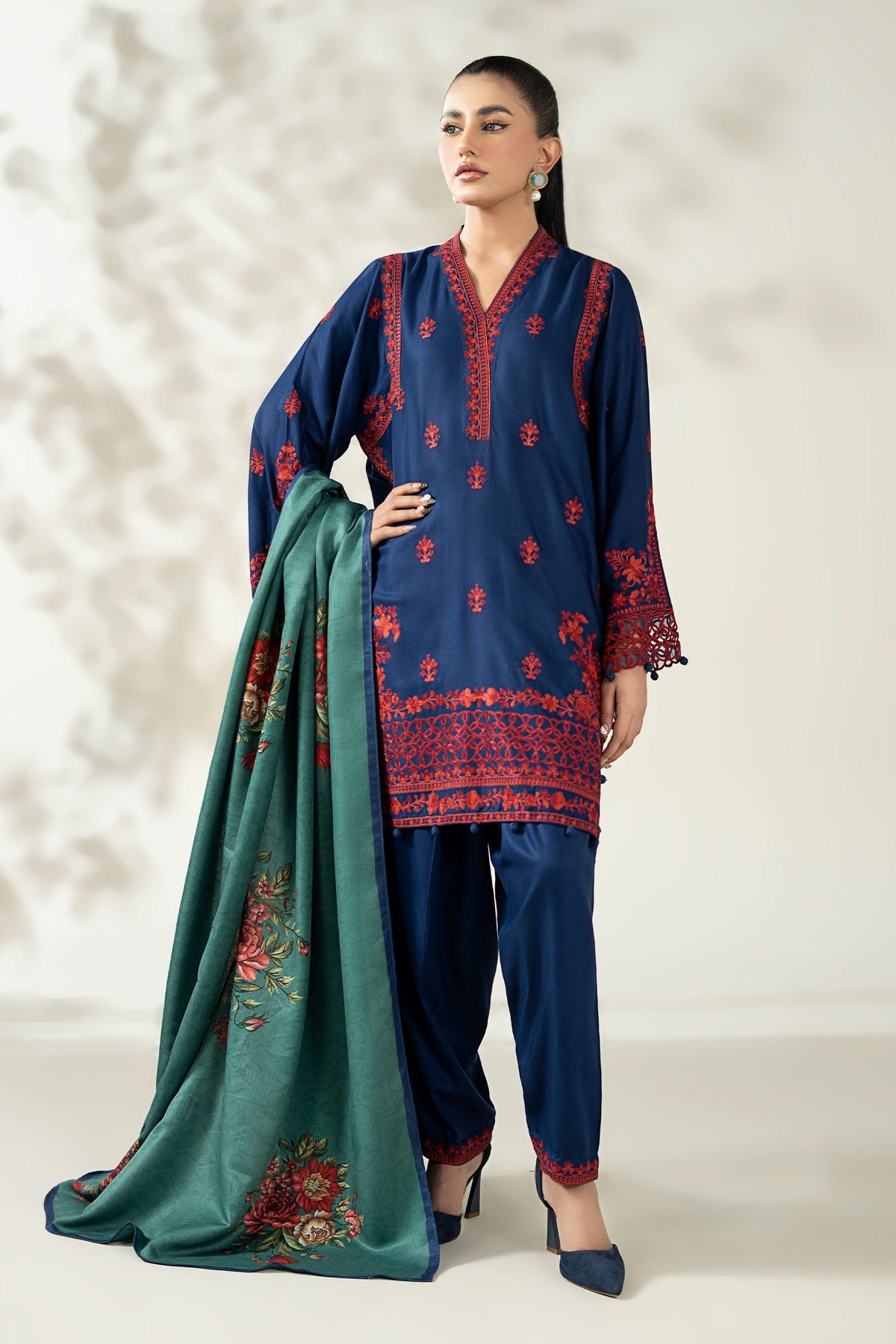 Maria B | Luxury Winter Pret 25 | DW-W25-46-Blue - Ladies Clothes - Maria Faisal