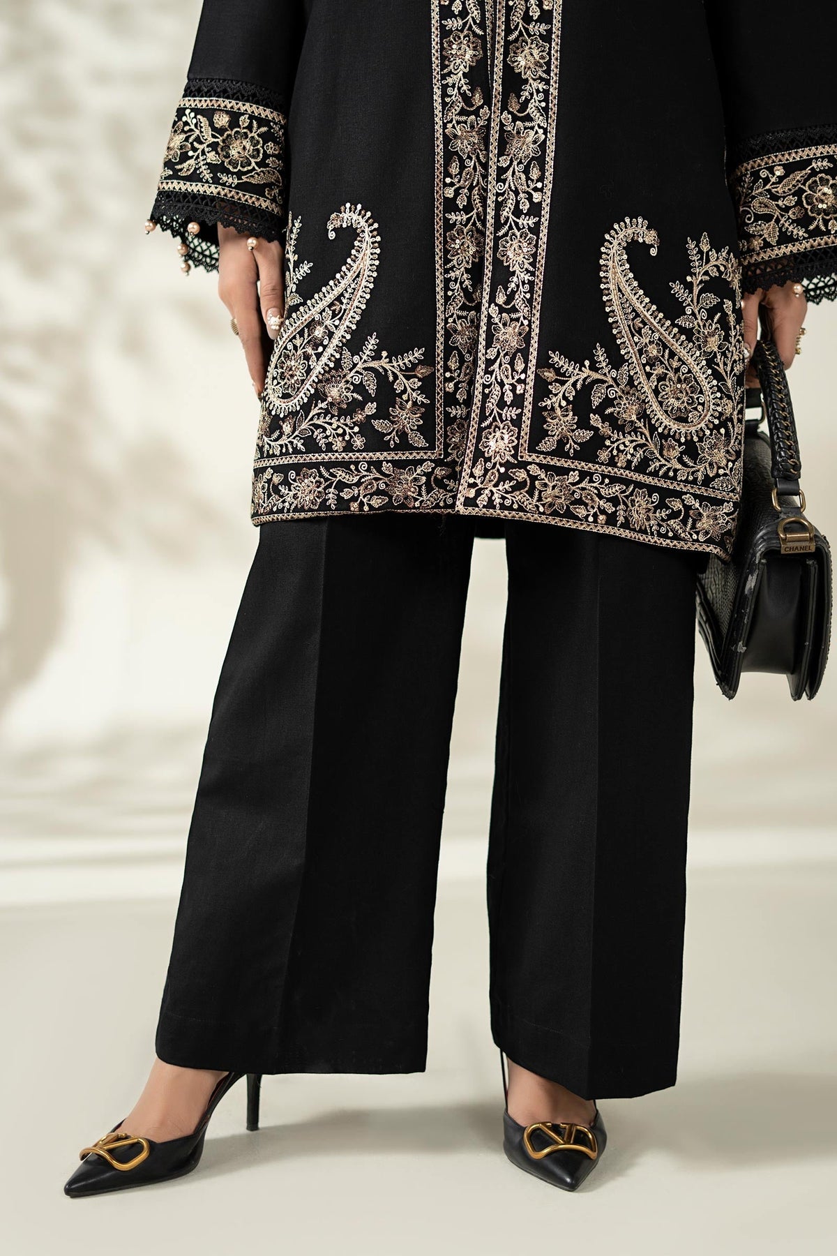 Maria B | Luxury Winter Pret 25 | DW-W25-49-Black - Ladies Clothes - Maria Faisal