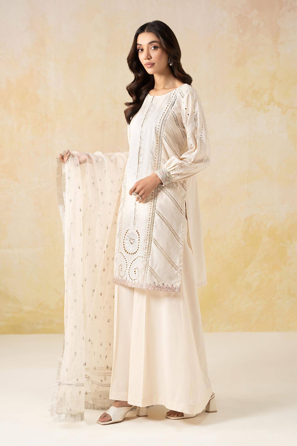Maira B | Ready to Wear | DW-EF25-28 Off White by Maria Faisal - Registered Vendor of : Maria B - type : Wedding Dress - 100% original wedding dresses