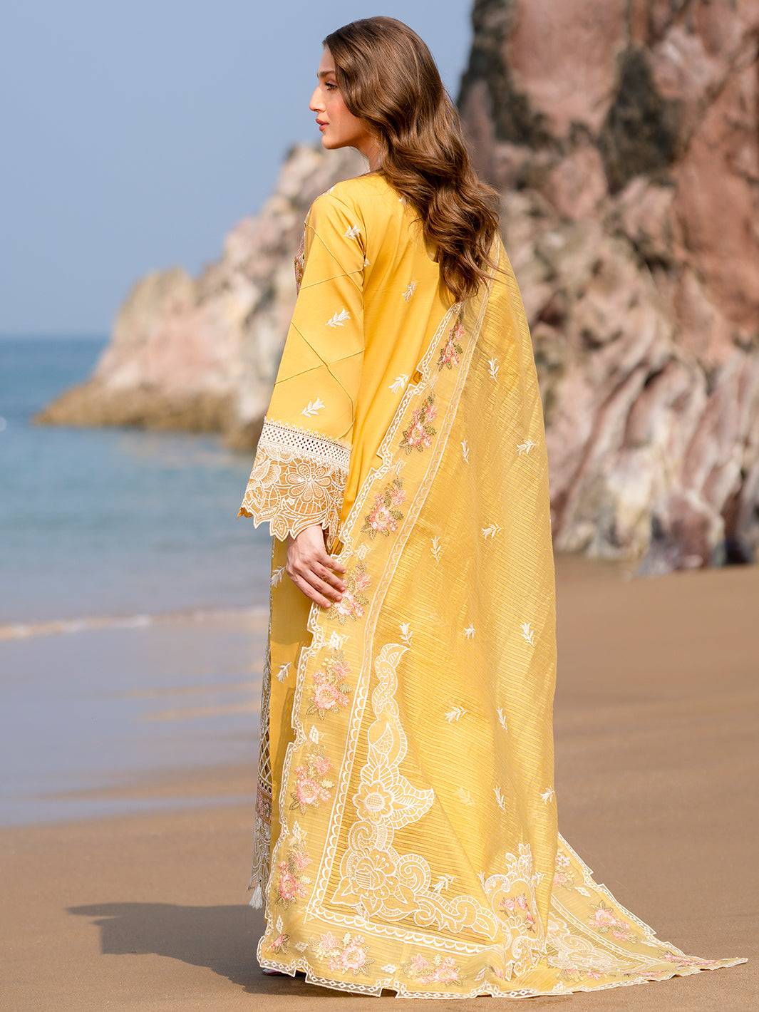 Mahnur | Sirena Luxury Lawn 25 | Dahlia by Maria Faisal - Registered Vendor of : Mahnur - type : Ladies Clothes - 100% original wedding dresses