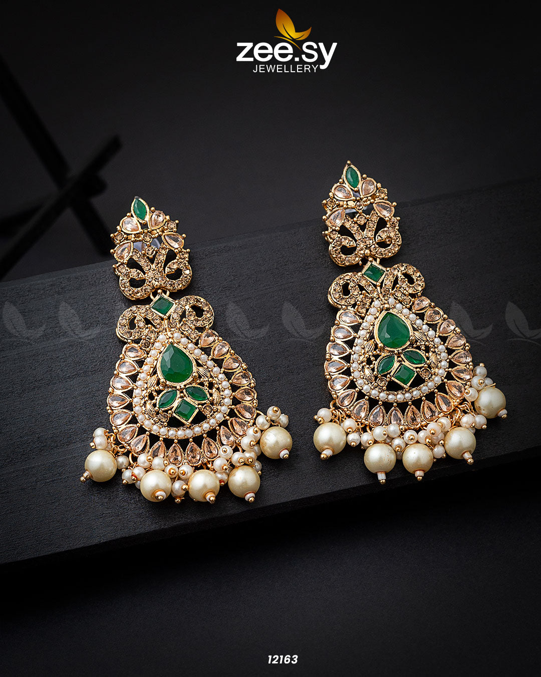 Dilnaz Jhumka - Earrings 