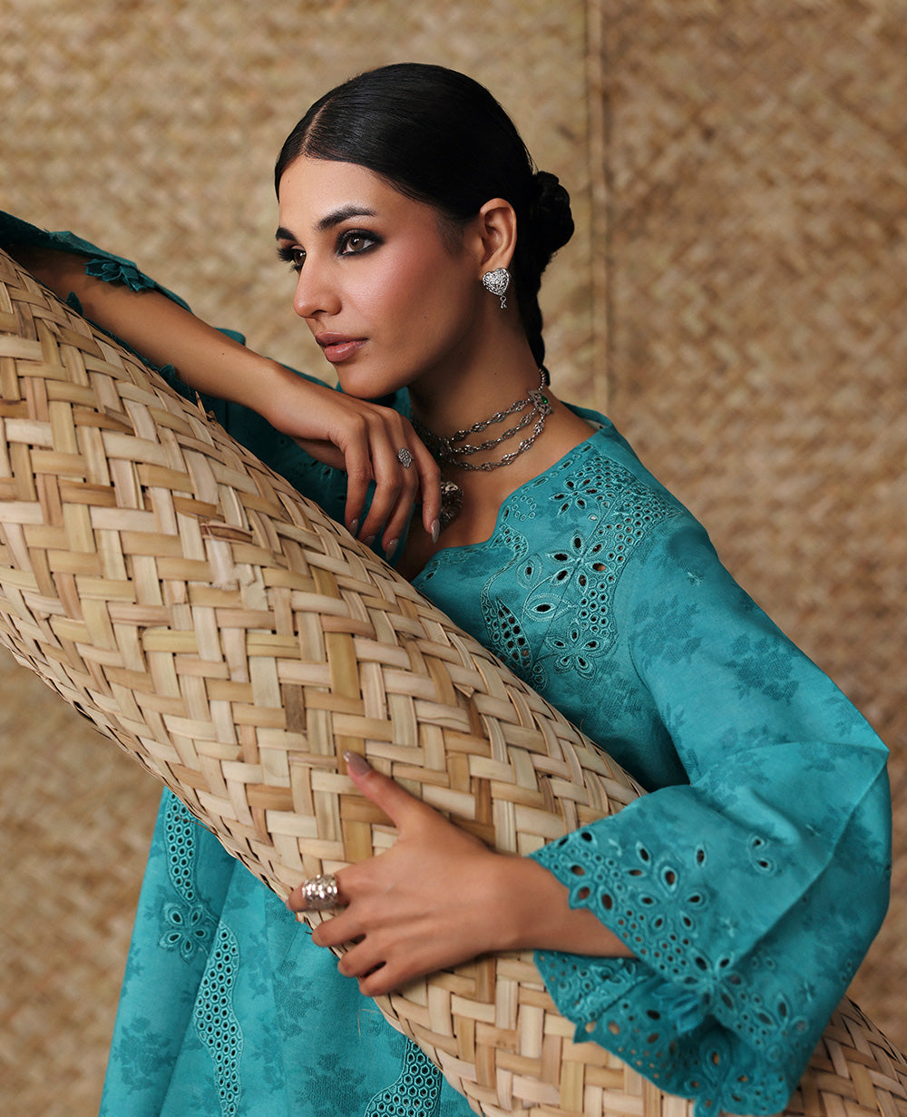 Republic Womenswear | Neoma Essential Basic Pret 26 |Alira - Casual Dress - available at Maria Faisal in UK and USA.