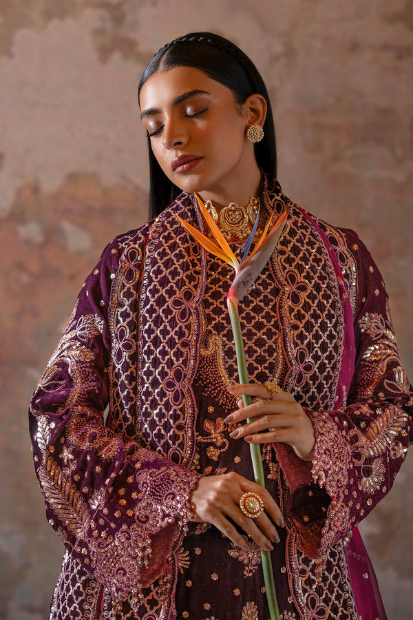 Emaan Adeel | Saanjh Velvet Collection 24 |  Anika - Ladies Clothes - Maria Faisal