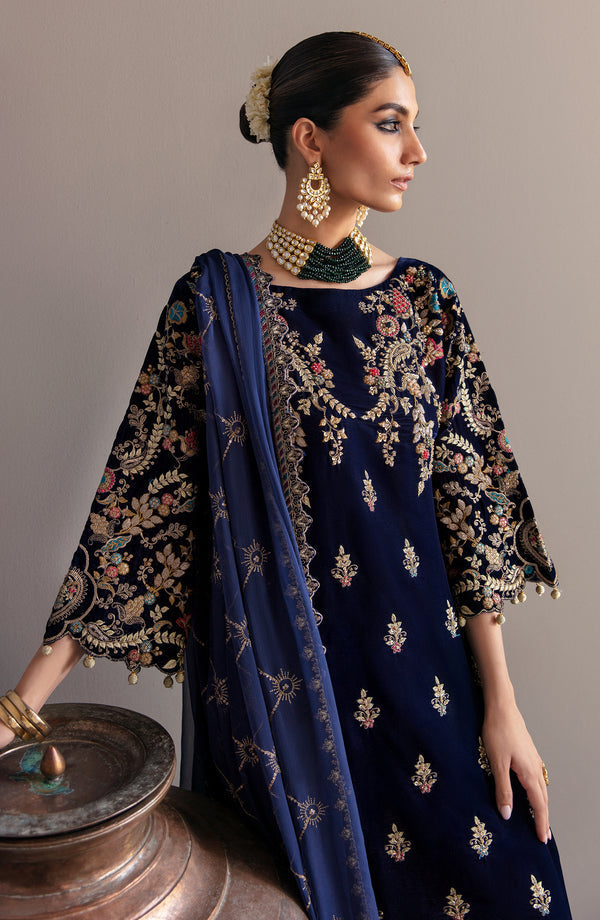 Emaan Adeel | Saanjh Velvet Collection 24 |  MK-03 Falak - Ladies Clothes - Maria Faisal