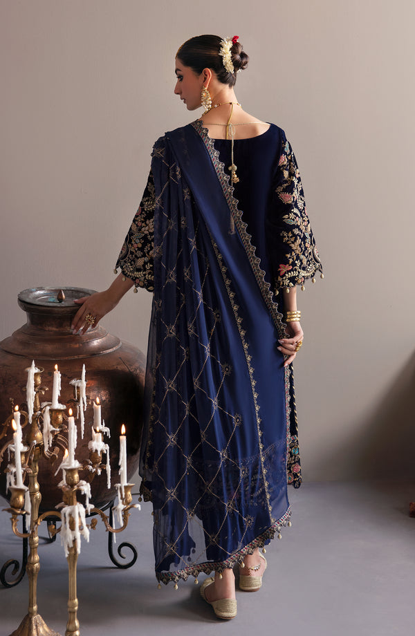 Emaan Adeel | Saanjh Velvet Collection 24 |  MK-03 Falak - Ladies Clothes - Maria Faisal