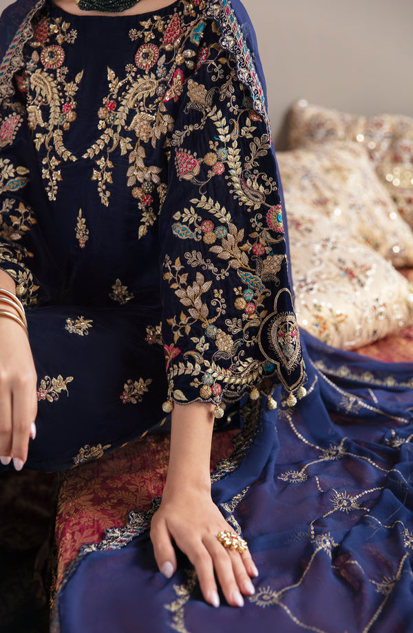 Emaan Adeel | Saanjh Velvet Collection 24 |  MK-03 Falak - Ladies Clothes - Maria Faisal