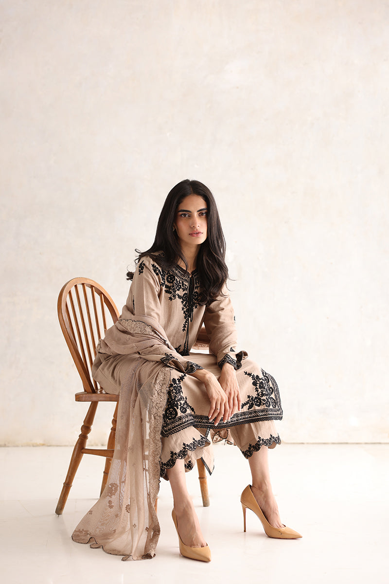 Sana Abbas | Luxury Pret | Emira - Ladies Clothes - Maria Faisal