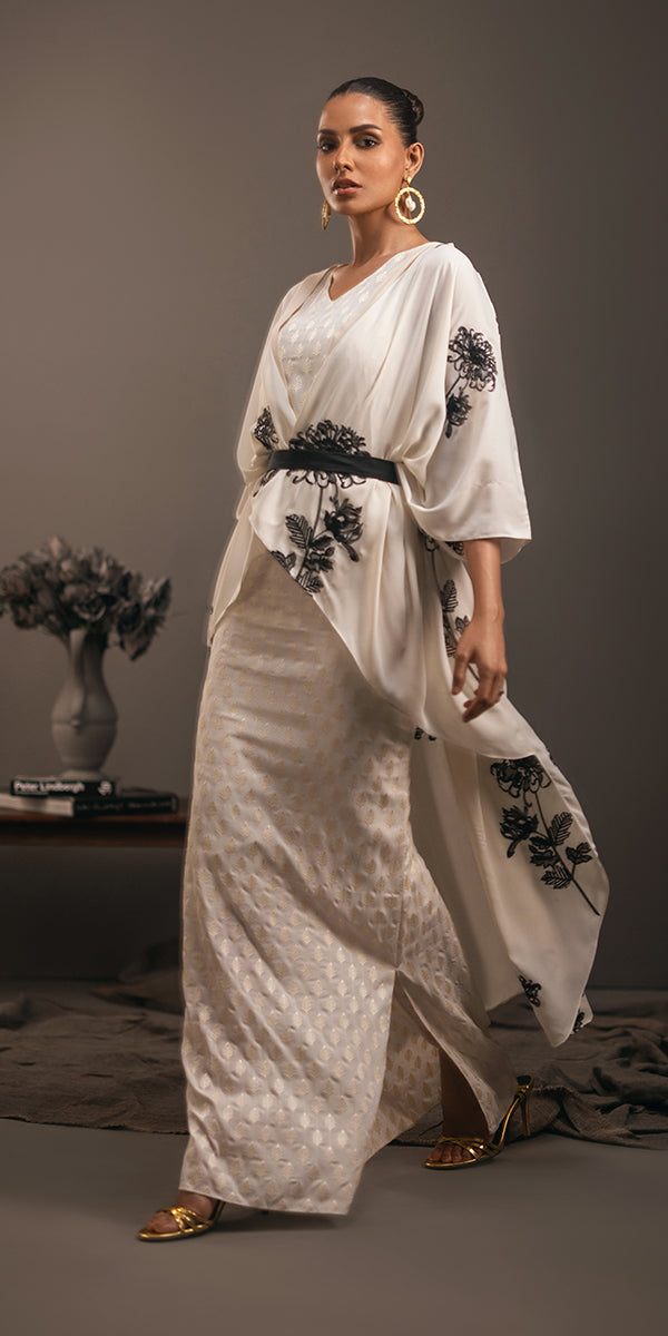 Erum Khan | Beyond Chic |  Arabian Nights - Designer Dress with Intricate embroidery and embellishments. Shop elegent wedding dress at Maria Faisal.