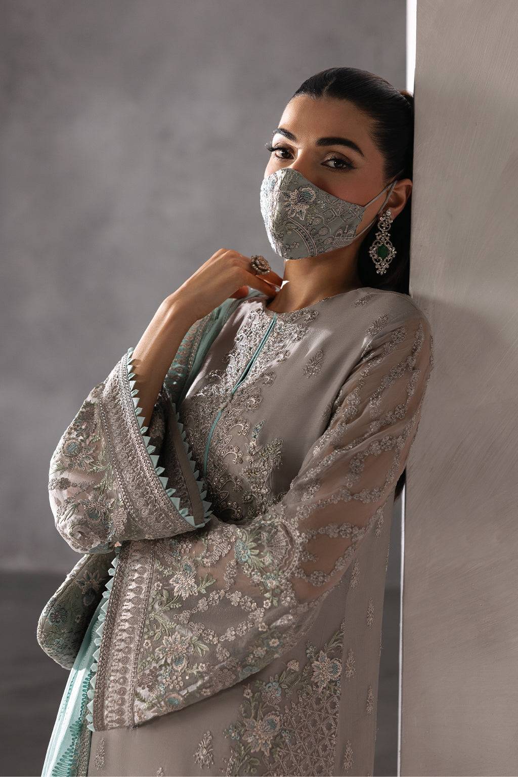Flossie | Laconic Formals | FE - 908 by Maria Faisal - Registered Vendor of : Flossie - type : Ladies Clothes - 100% original wedding dresses