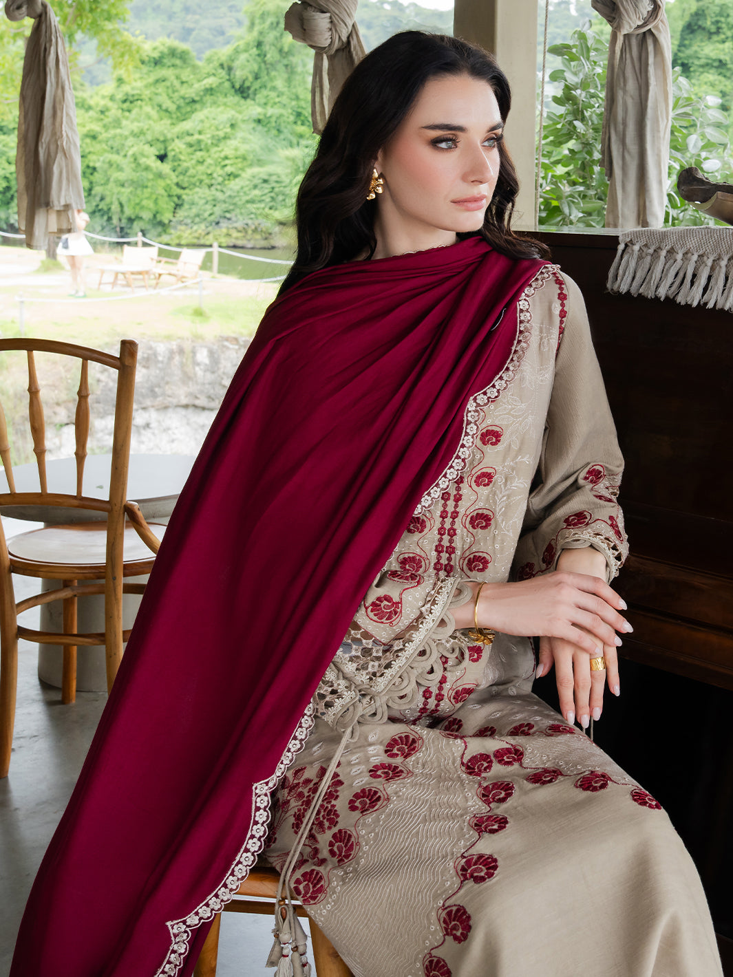 AILEEN – authentic Pakistani dress from the Dastaan Khaddar 25 collection for women in the UK