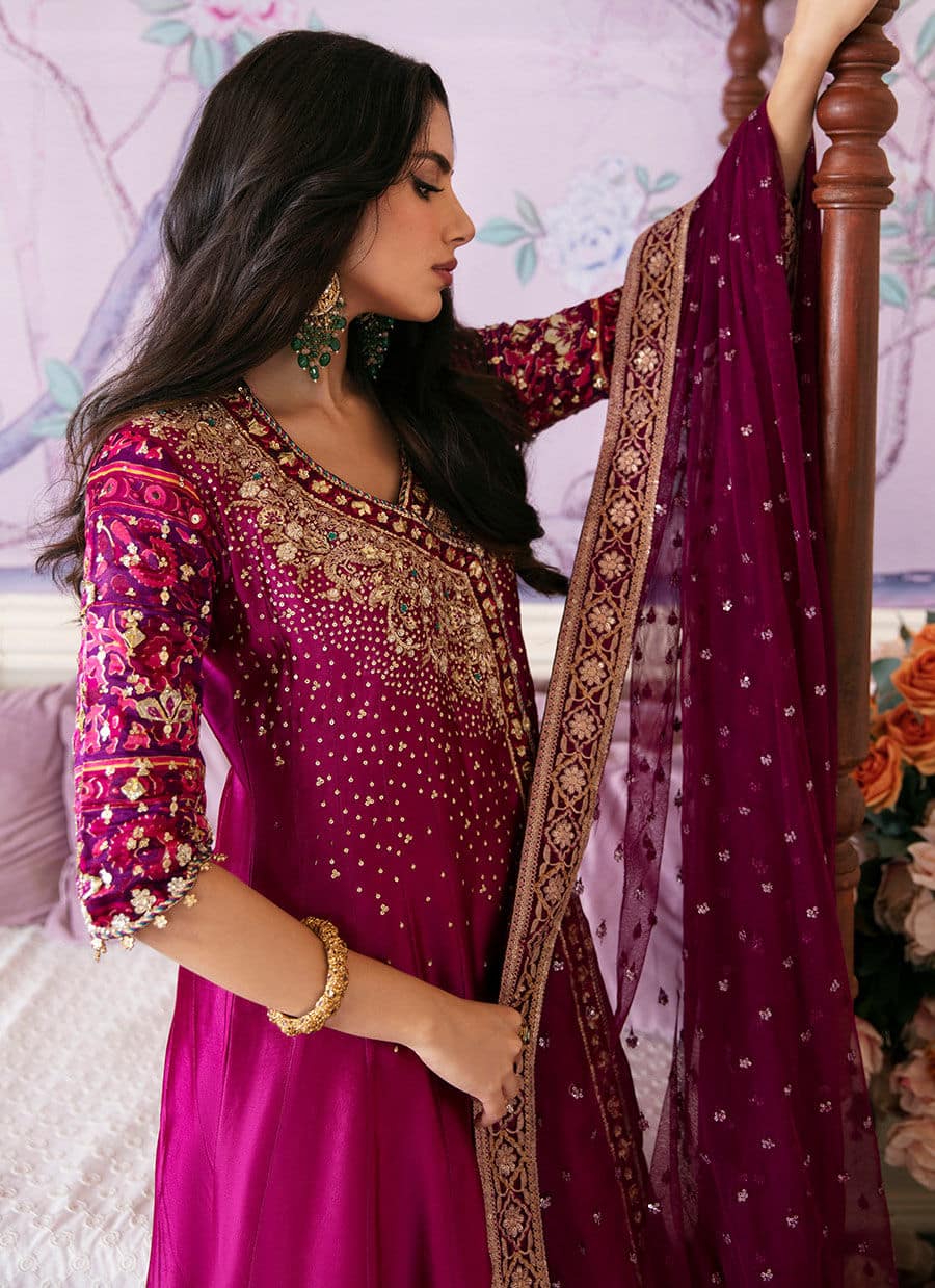 Farah Talib Aziz | Mayna Festive Luxe | Narina by Maria Faisal - Registered Vendor of : Farah Talib Aziz - type : Wedding Dress - 100% original wedding dresses