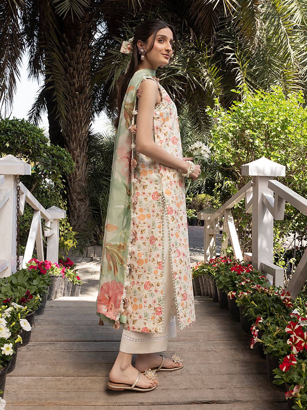 Izel | Oh Spring Lawn 25 | FLORA (A) by Maria Faisal - Registered Vendor of : Izel - type : Ladies Clothes - 100% original wedding dresses