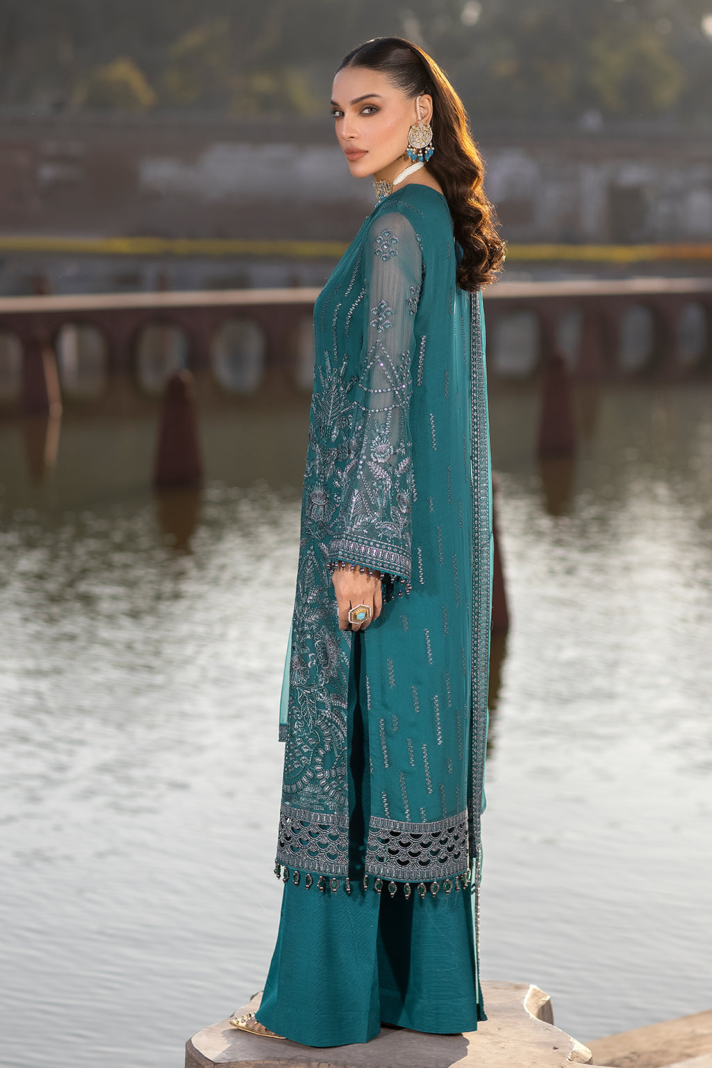 Flossie | Safeera Formals vol 13 | COLD LIGHT - Maria Faisal