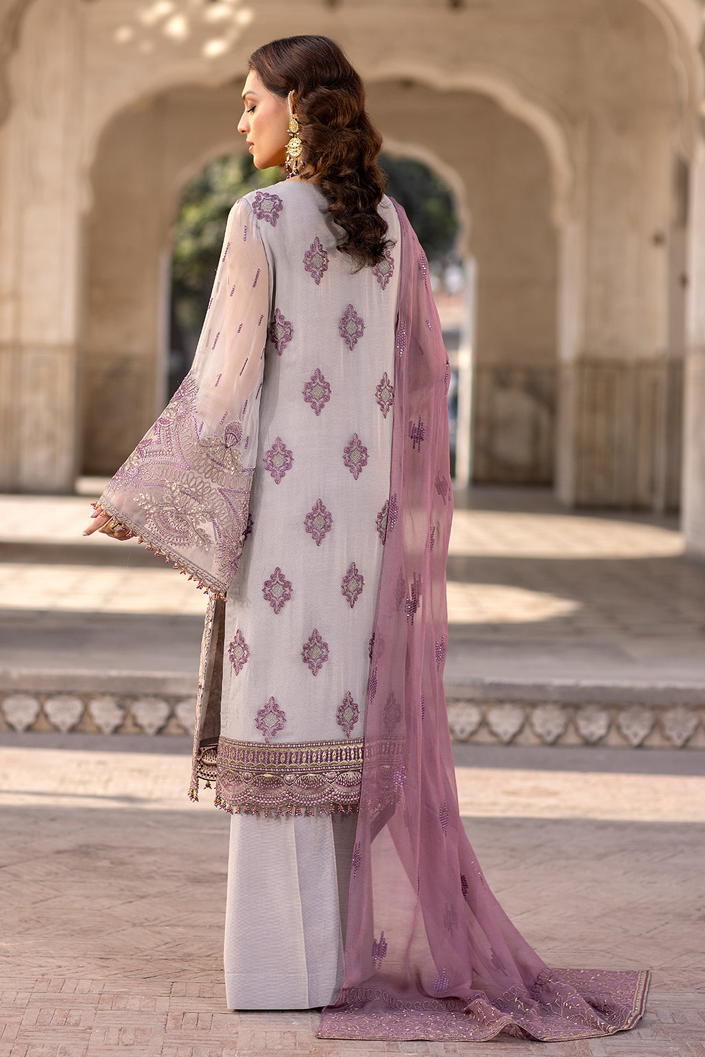 Flossie | Safeera Formals vol 13 | BEARSUIT - Maria Faisal