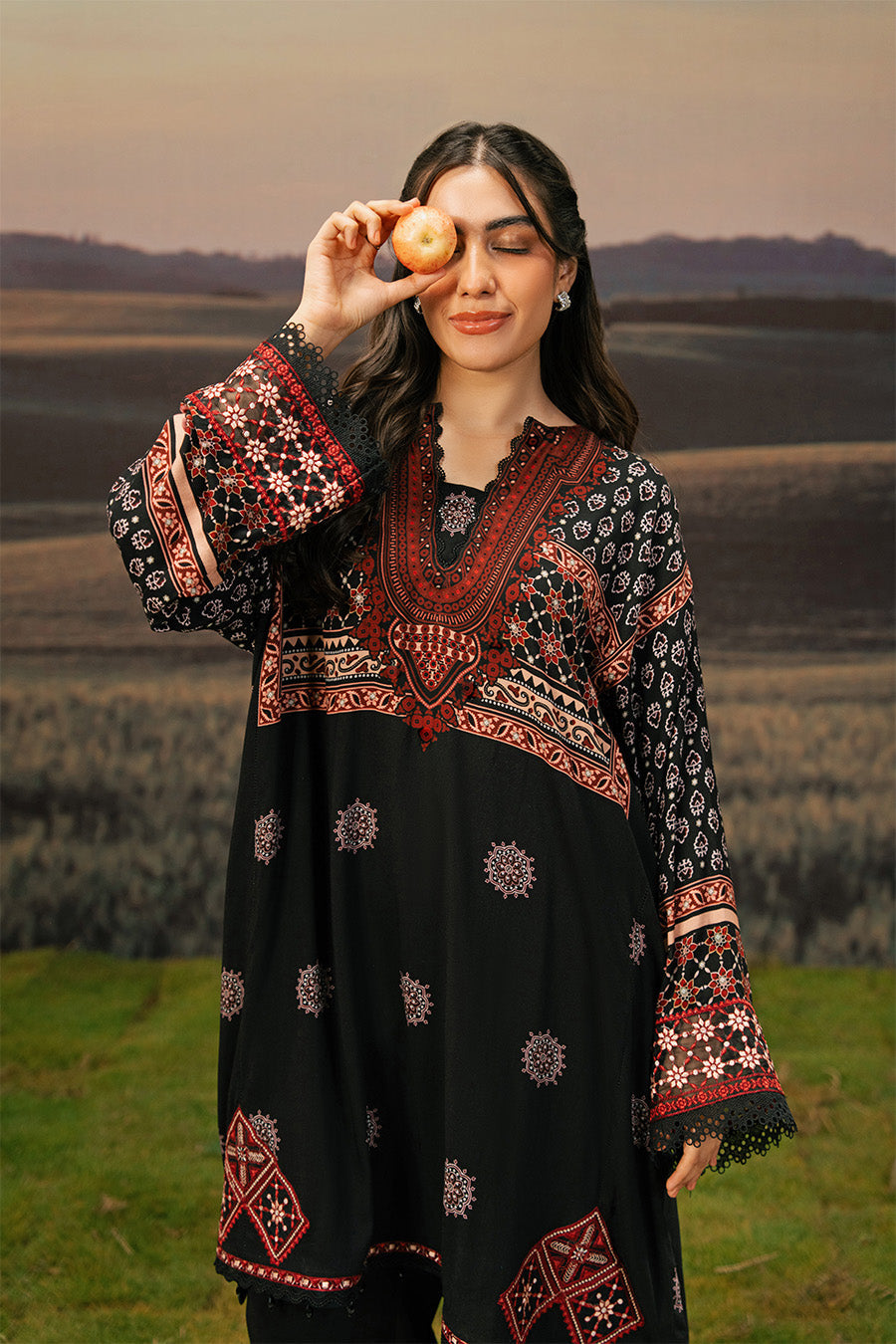 Maria B | Basics Winter 25 | MB-PFUS25-09A - Ladies Clothes - Maria Faisal