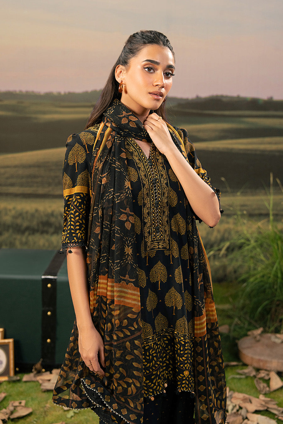 Maria B | Basics Winter 25 | MB-PFUS25-03B - Ladies Clothes - Maria Faisal