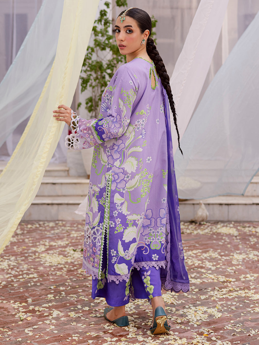Mahnur | Gulzar Winter 25 | G - 07 - Ladies Clothes - Maria Faisal