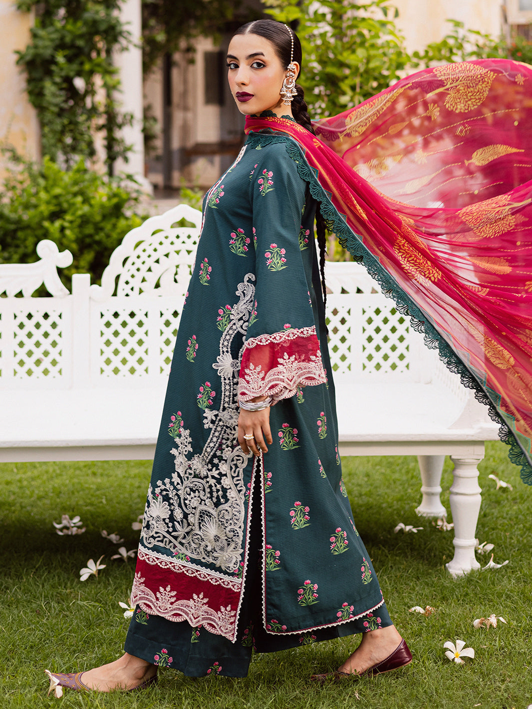 Mahnur | Gulzar Winter 25 | G - 08 - Ladies Clothes - Maria Faisal