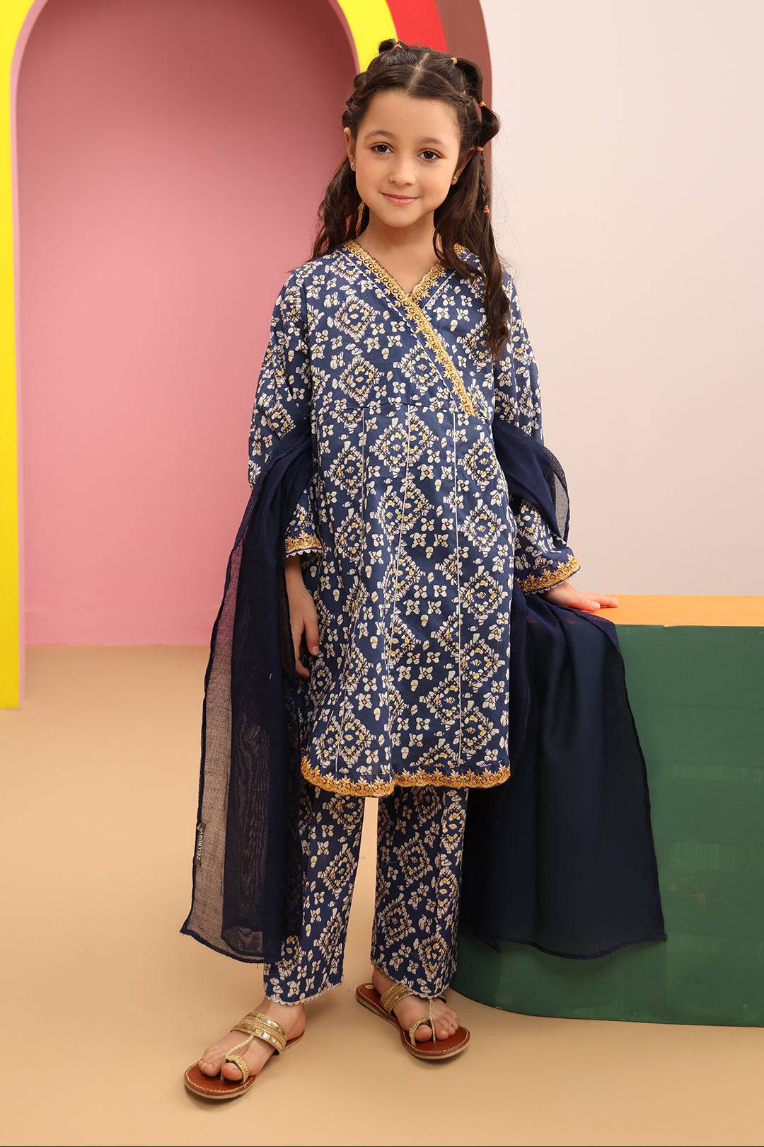 Zellbury Girls | 3 Piece Cambric | Embroidered Kurta Dupatta Trouser - 3821 by Maria Faisal - Registered Vendor of : Zellbury Girls - type : Kids Clothes - 100% original wedding dresses