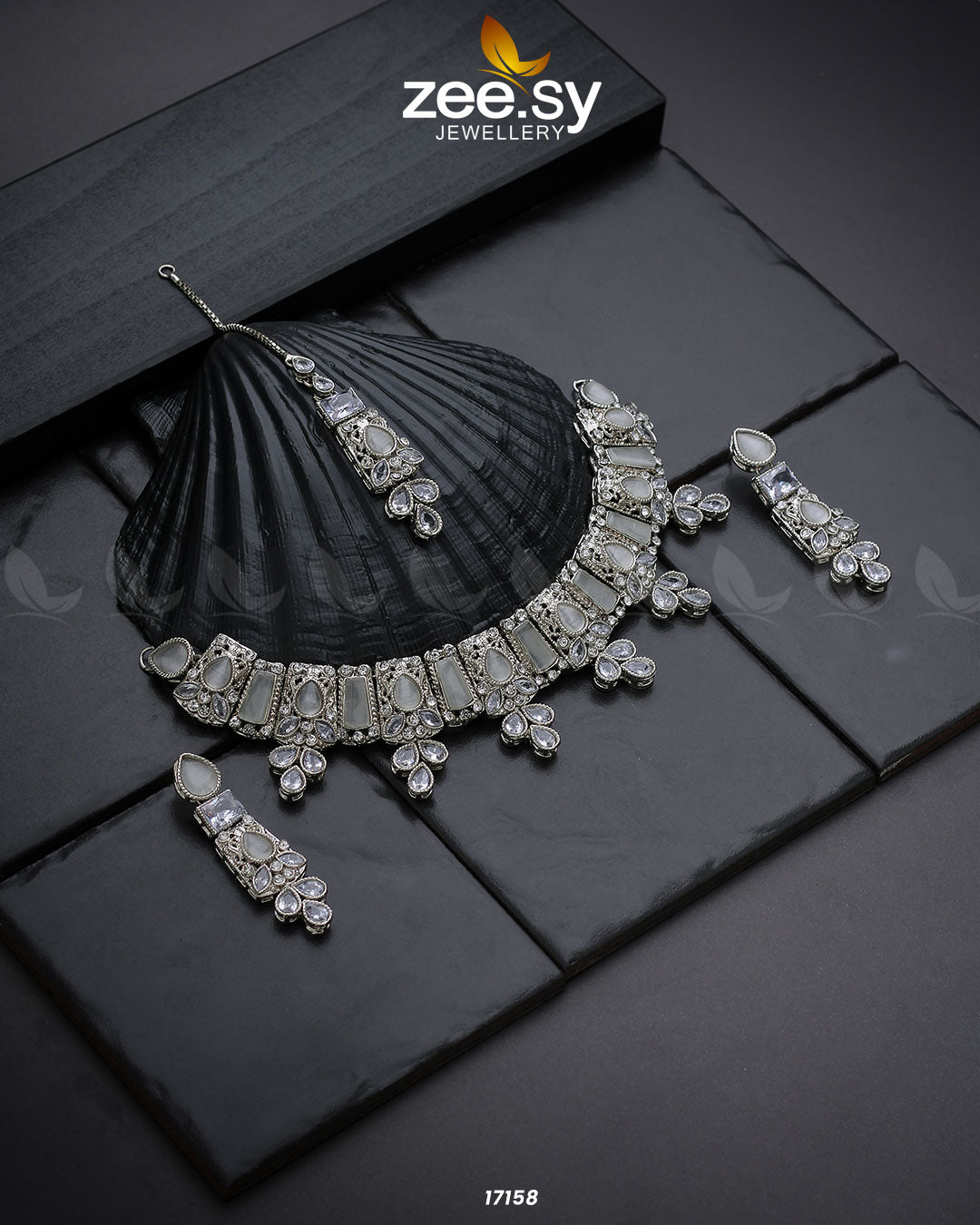 Gemstone Enchantment Necklace - Necklace Sets 