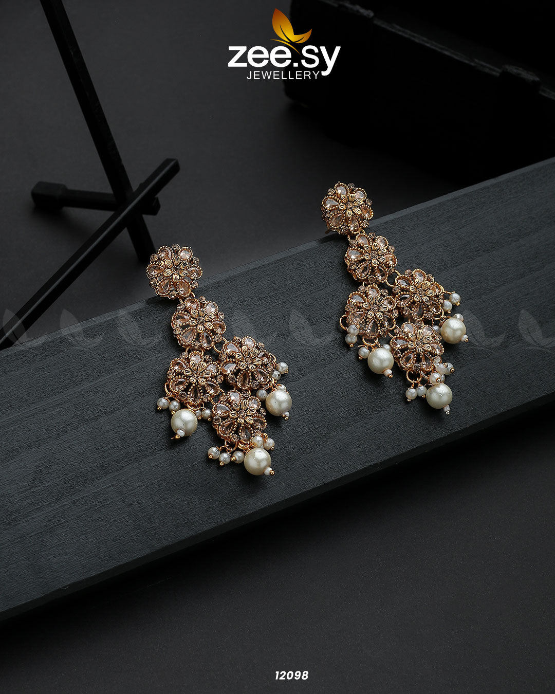 Golden Orchid Elegance - Earrings 