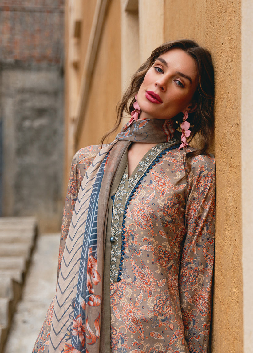 Gulaal | The Enchanted Garden | Avila - Ladies Clothes - Maria Faisal