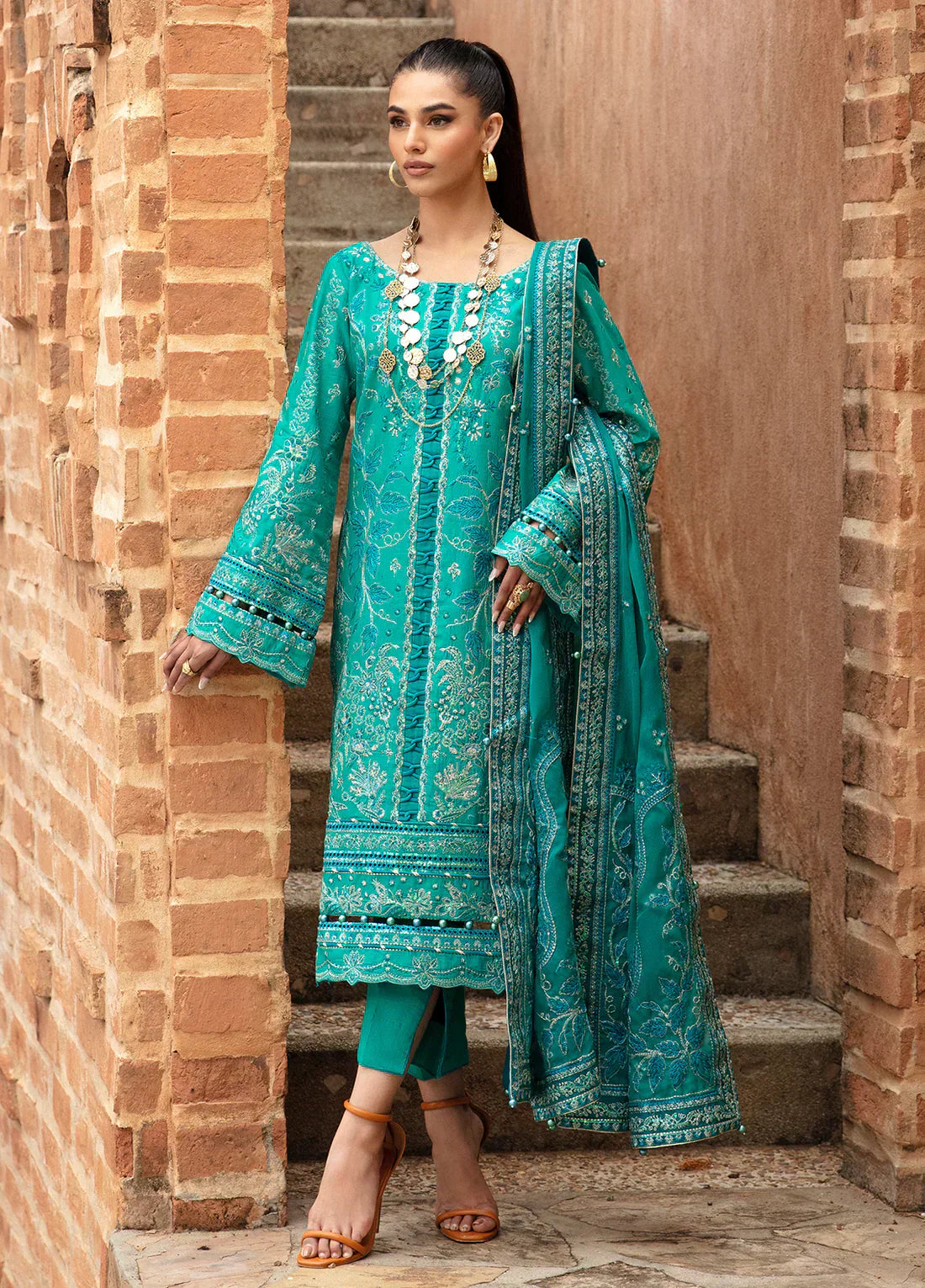 Gulaal | Luxury Lawn 24 | CIANA (GL-LL-24V1-08) - Ladies Clothes - Maria Faisal