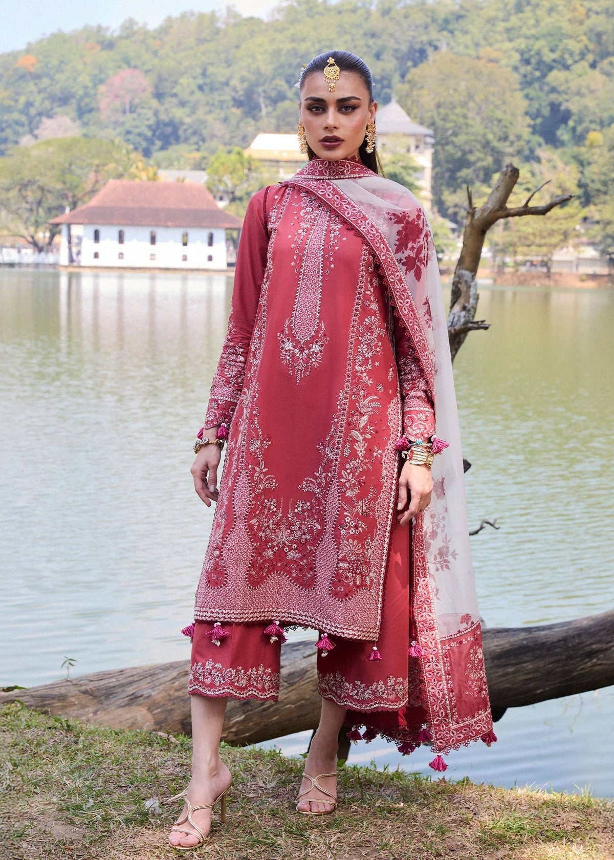 Hussain Rehar | Luxury Lawn 25 | Flare by Maria Faisal - Registered Vendor of : Hussain Rehar - type : Ladies Clothes - 100% original wedding dresses