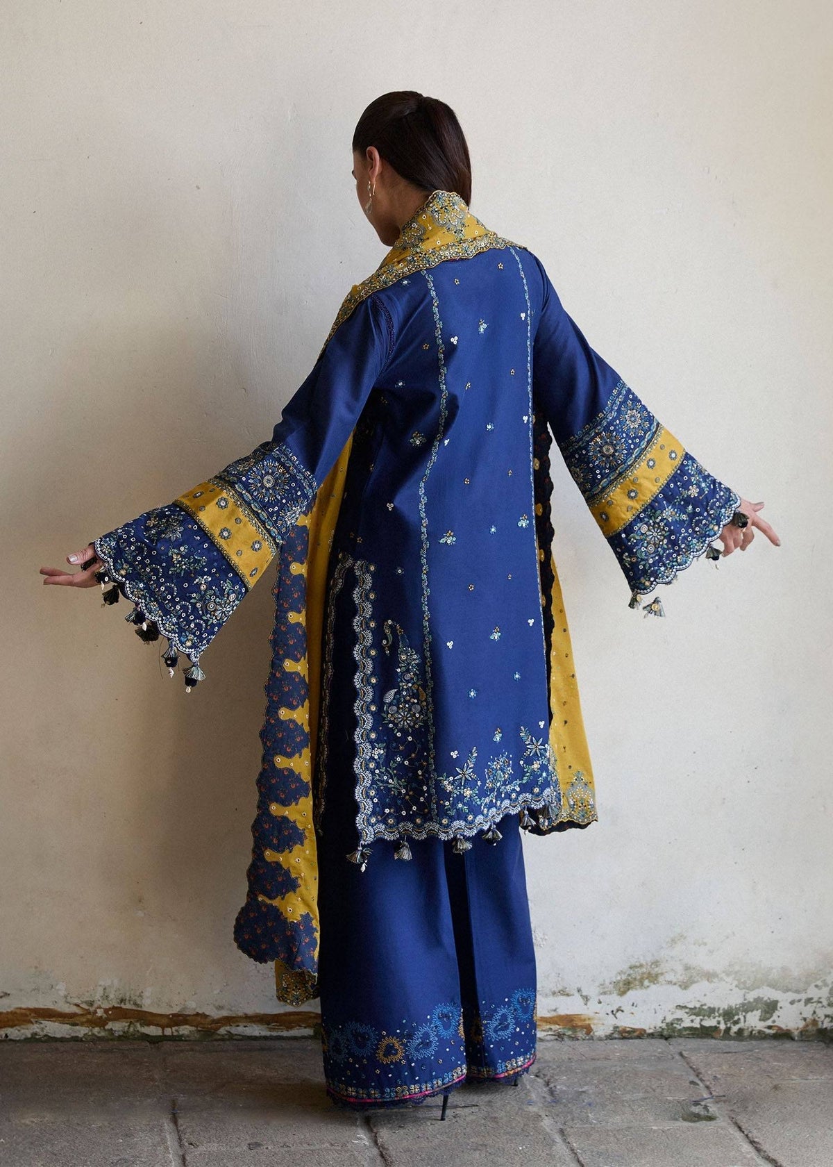 Hussain Rehar | Luxury Lawn 25 | Riviera by Maria Faisal - Registered Vendor of : Hussain Rehar - type : Ladies Clothes - 100% original wedding dresses