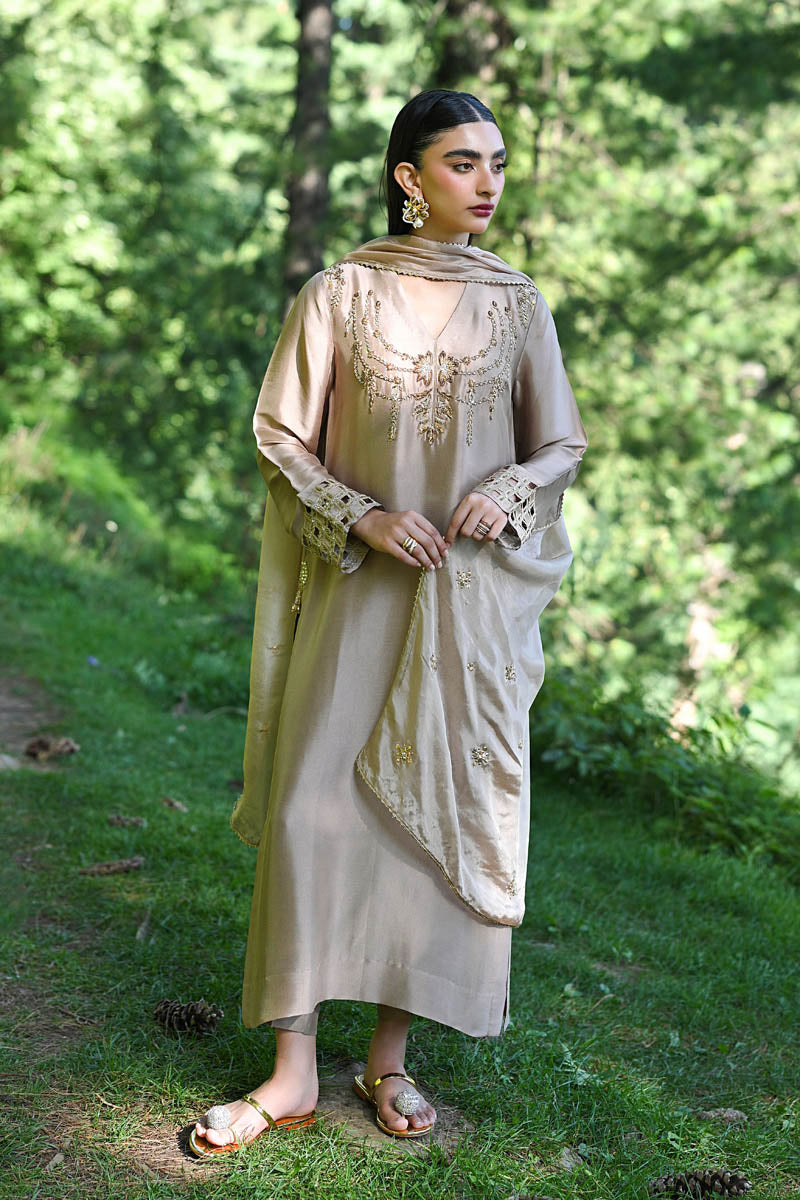 Hue Pret | Farasha Luxury Pret | AFRA - Ladies Clothes - Maria Faisal