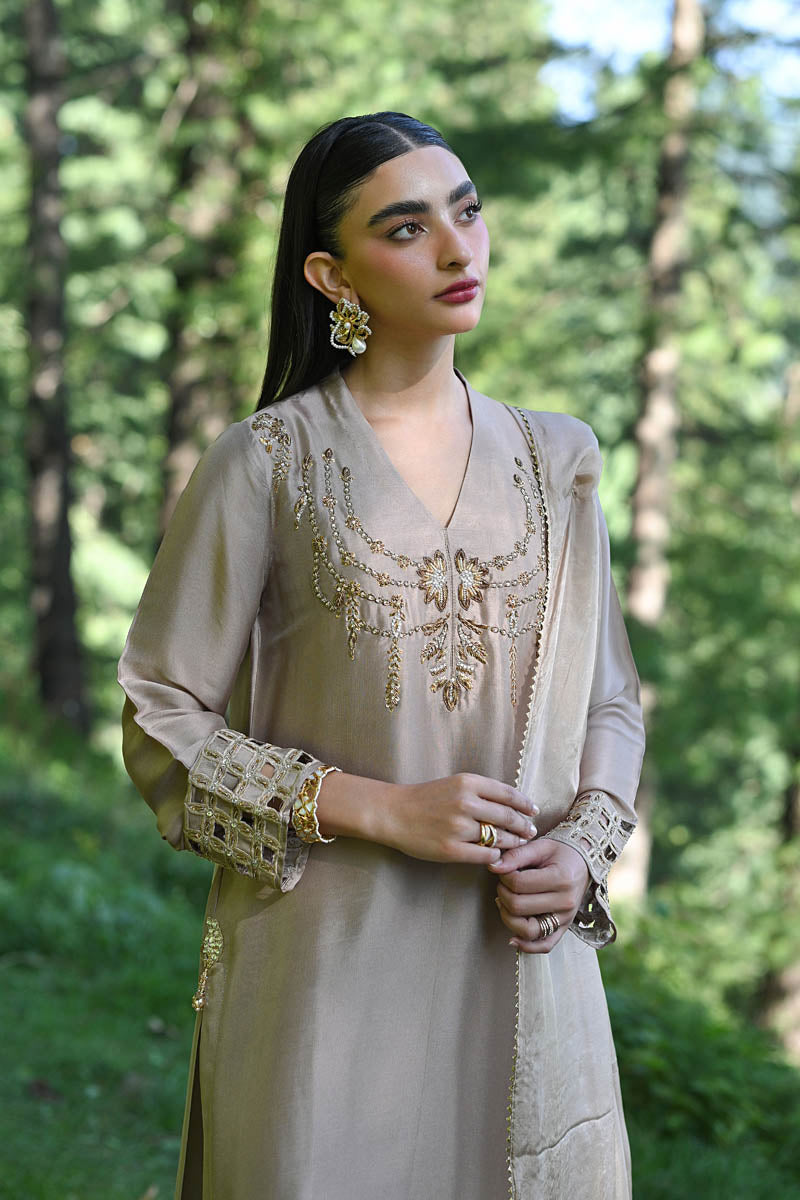 Hue Pret | Farasha Luxury Pret | AFRA - Ladies Clothes - Maria Faisal