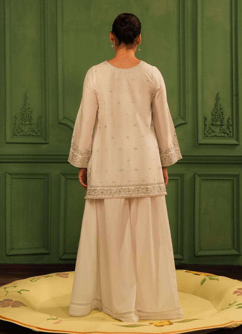 Image | Spring the Tea | ICSE-213473-12376 by Maria Faisal - Registered Vendor of : Image - type : Ladies Clothes - 100% original wedding dresses