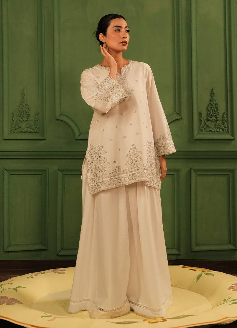 Image | Spring the Tea | ICSE-213473-12376 by Maria Faisal - Registered Vendor of : Image - type : Ladies Clothes - 100% original wedding dresses