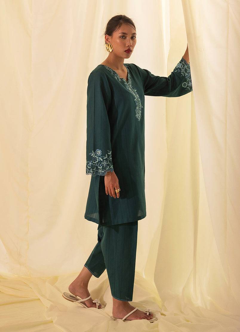 Image | Spring Basics 25 | IJSE-214058-12529 by Maria Faisal - Registered Vendor of : Image - type : Ladies Clothes - 100% original wedding dresses